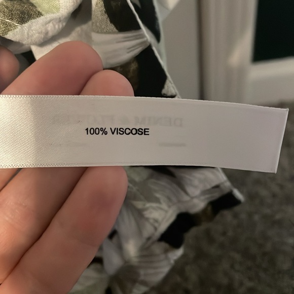 Men’s Hawaiian polo - Picture 4 of 4